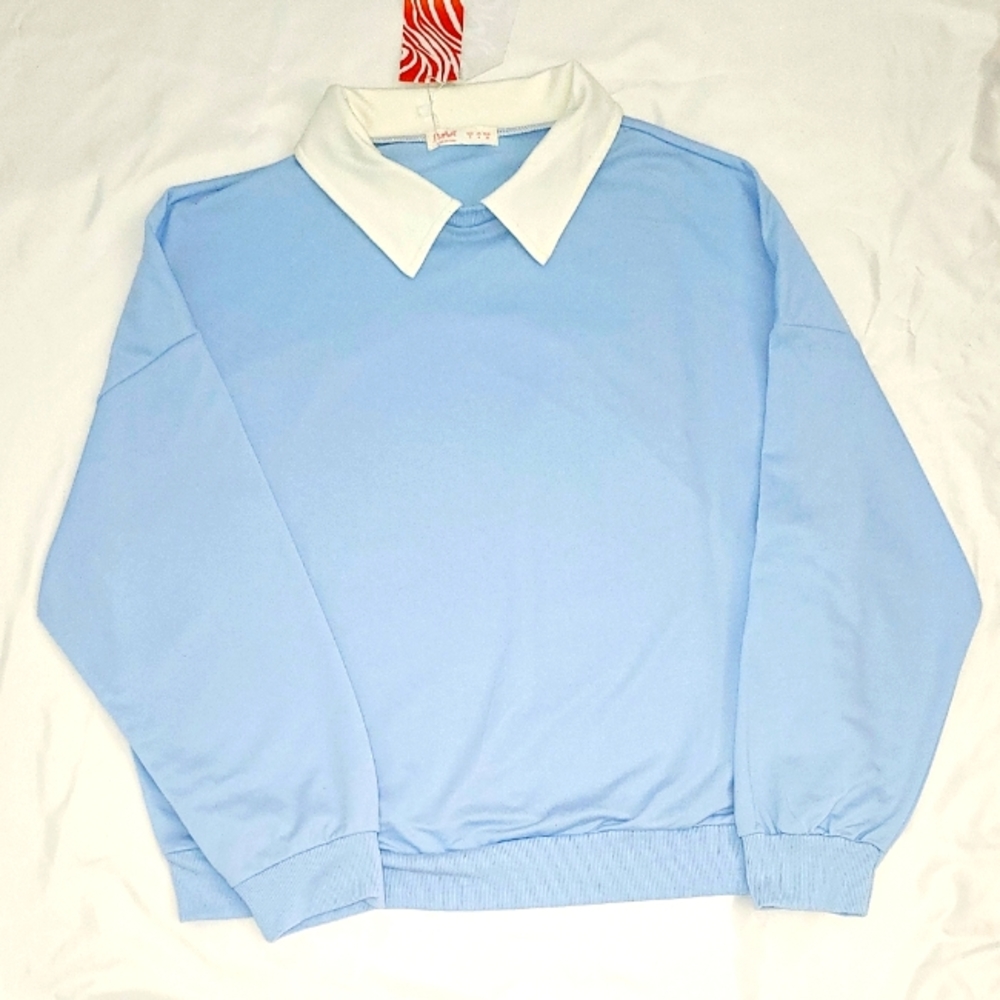 Light blue sweater with collar small